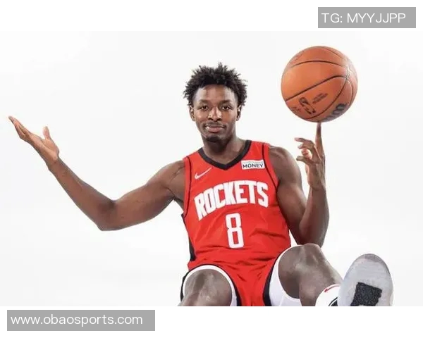 伊森分享狄龙建议称赞乌度卡严格执教风格带来的积极影响